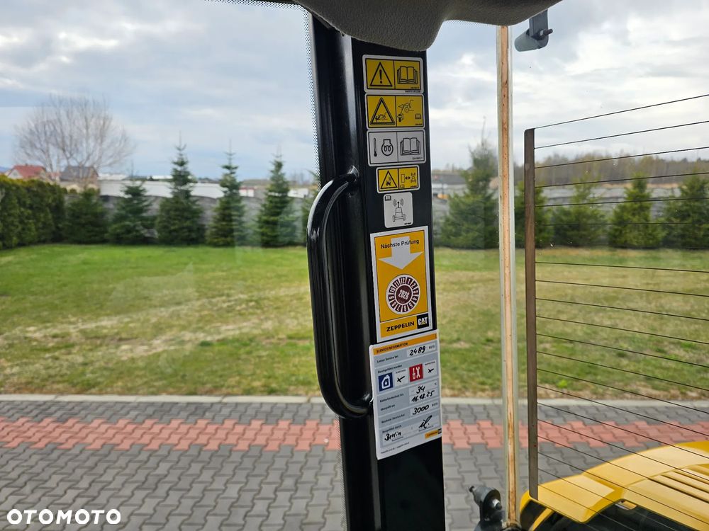 Caterpillar 906 M - 12