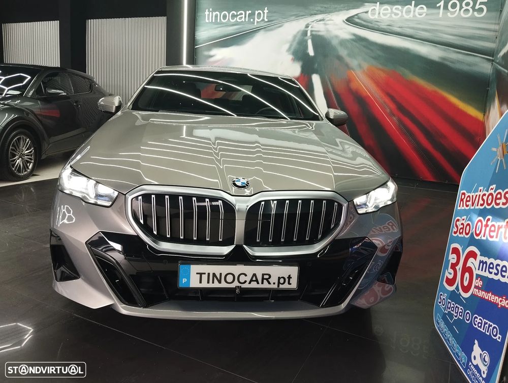 BMW 520 d Pack Desportivo M - 7