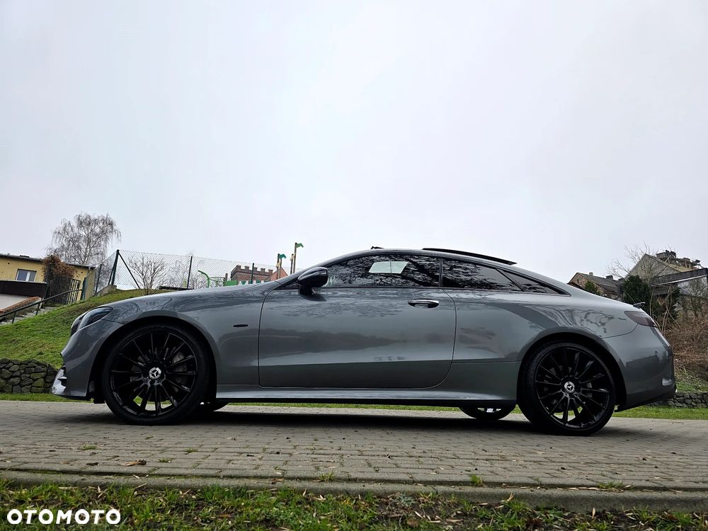 Mercedes-Benz Klasa E 350 9G-TRONIC AMG Line - 32