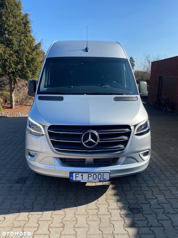 Mercedes-Benz Sprinter - 4