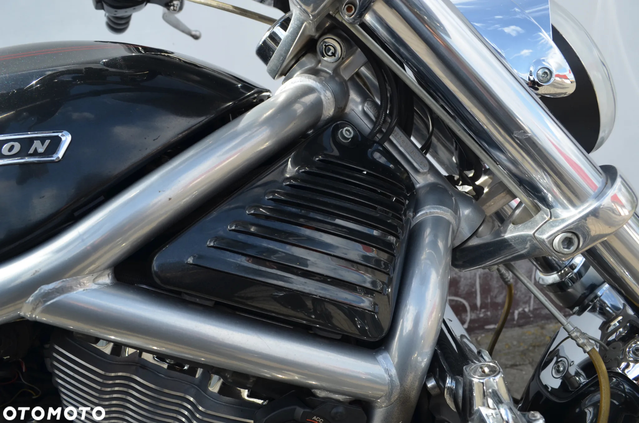 Harley-Davidson V-Rod Street Rod - 17