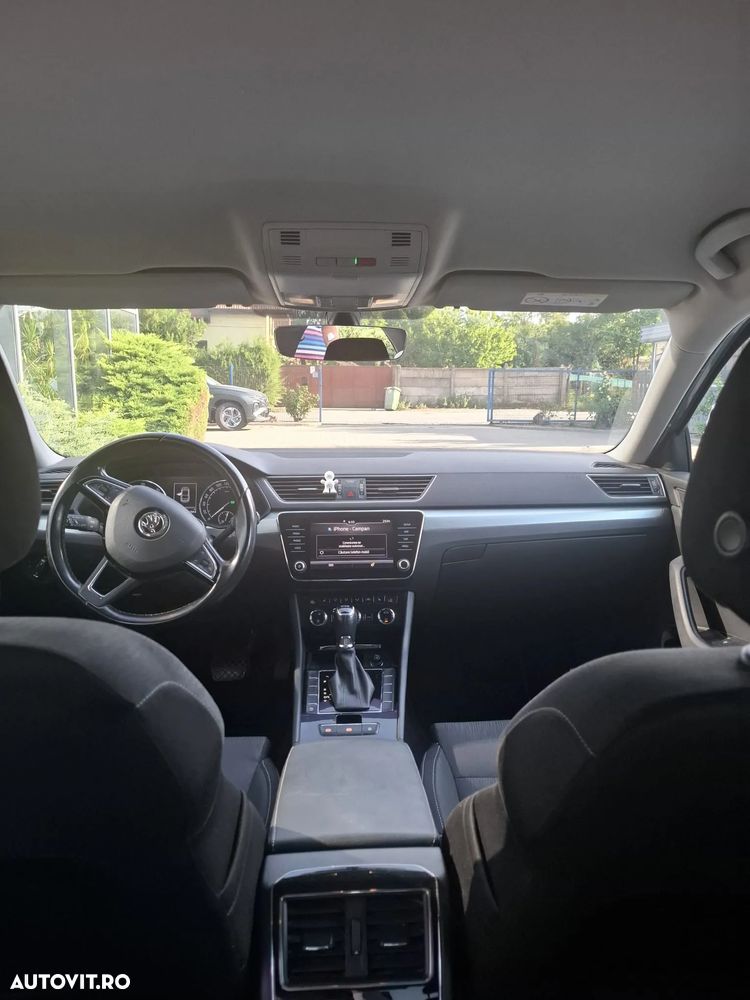 Skoda Superb 2.0 TDI DSG Style - 11