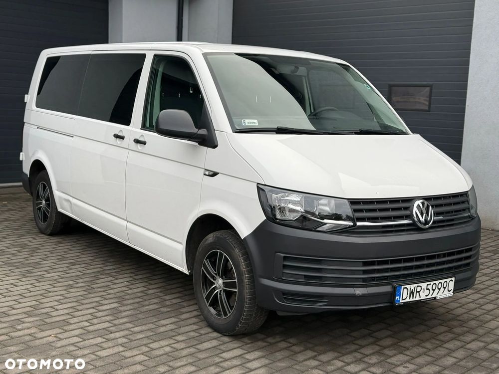 Volkswagen Transporter - 1