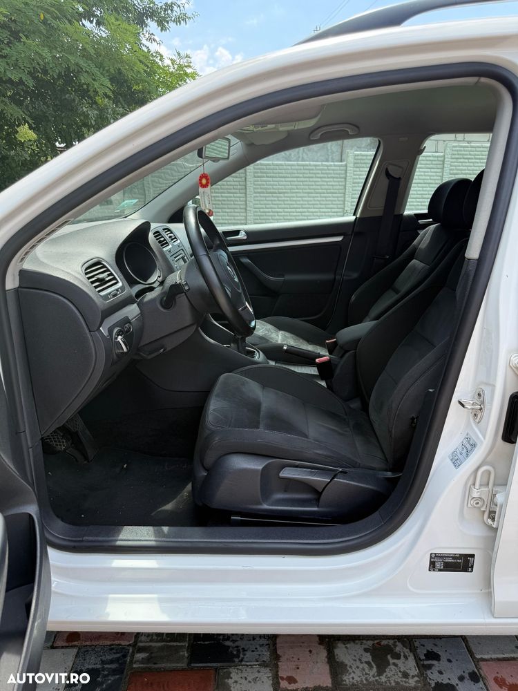 Volkswagen Golf 1.6 TDI BlueMotion Technology Comfortline - 11