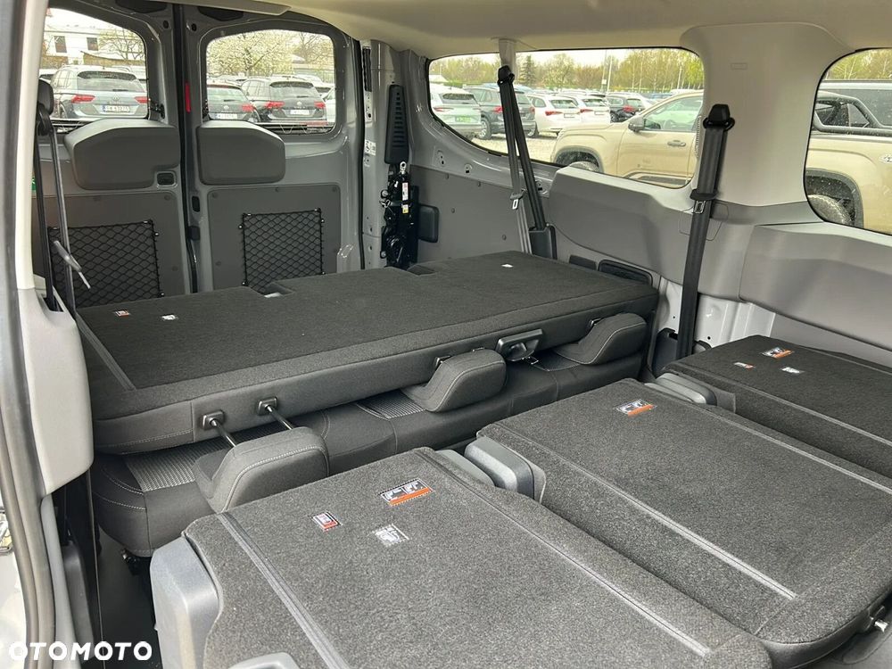 Volkswagen Transporter - 18