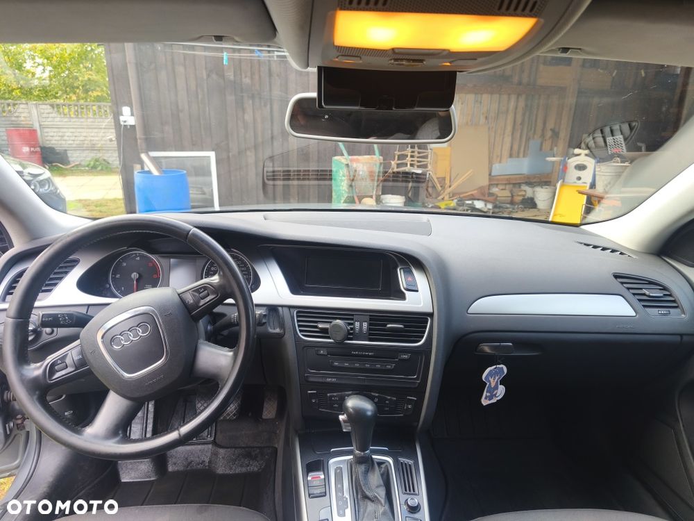 Audi A4 Avant - 6