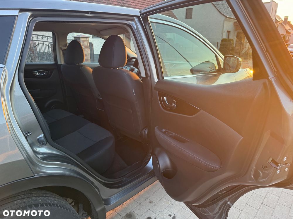 Nissan Qashqai 1.6 dCi DPF Start/Stop tekna - 14