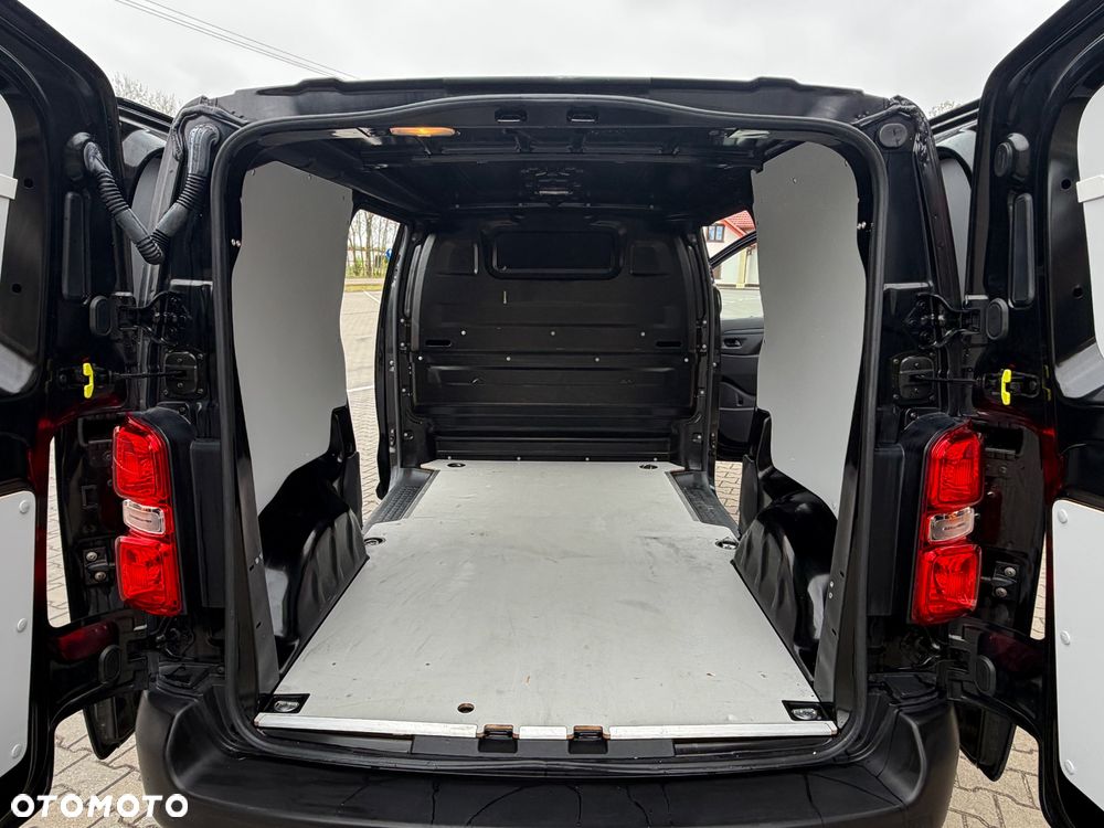 Opel Vivaro - 24