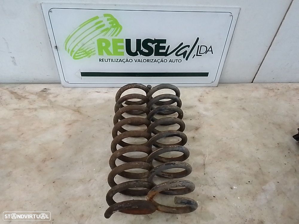 Mola Suspenção Tr Dta Mercedes-Benz C-Class (W202) - 1