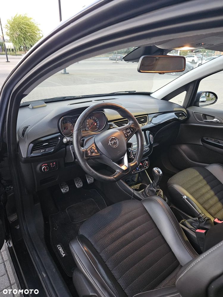 Opel Corsa 1.4 T GSi S&S - 12