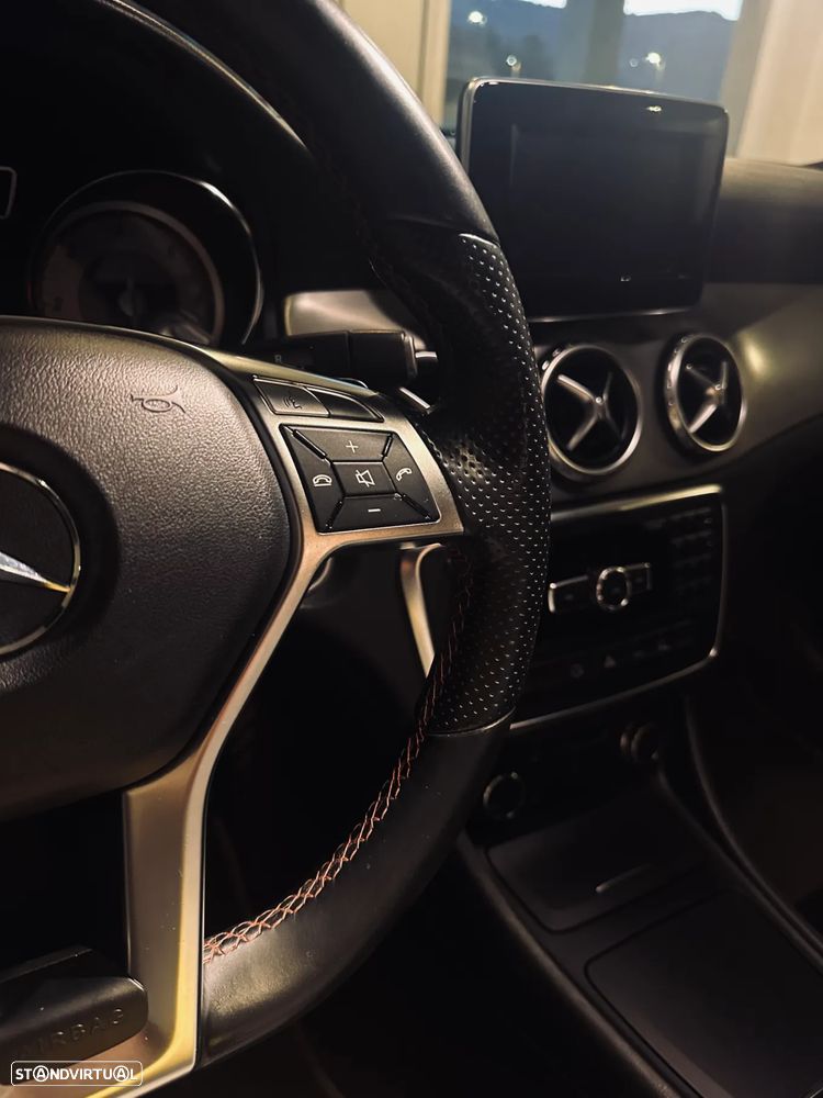 Mercedes-Benz GLA 220 CDi AMG Line - 12