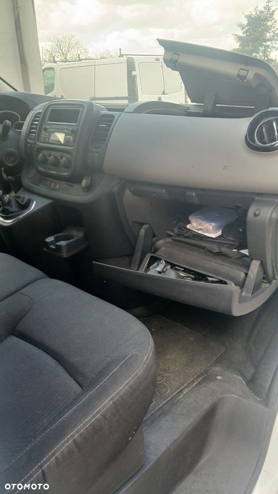 Renault Trafic - 15