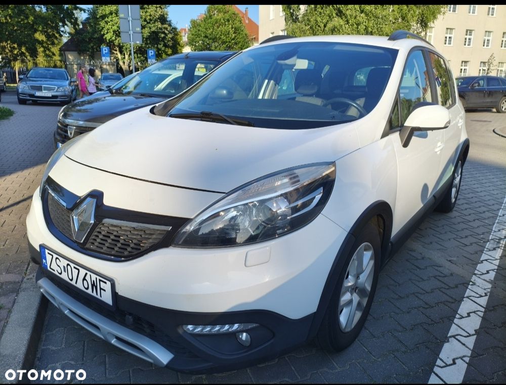 Renault Scenic 1.6 16V 110 Xmod Paris - 2