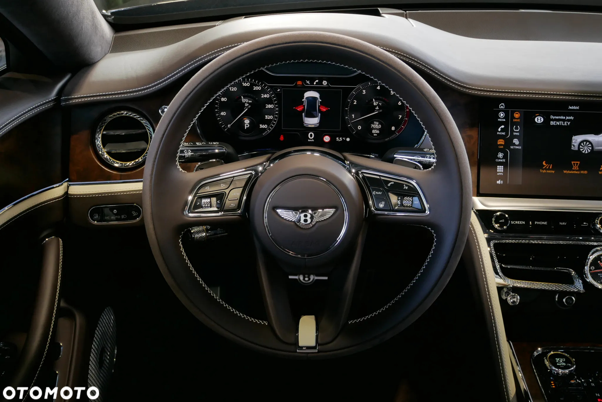 Bentley Flying Spur - 21