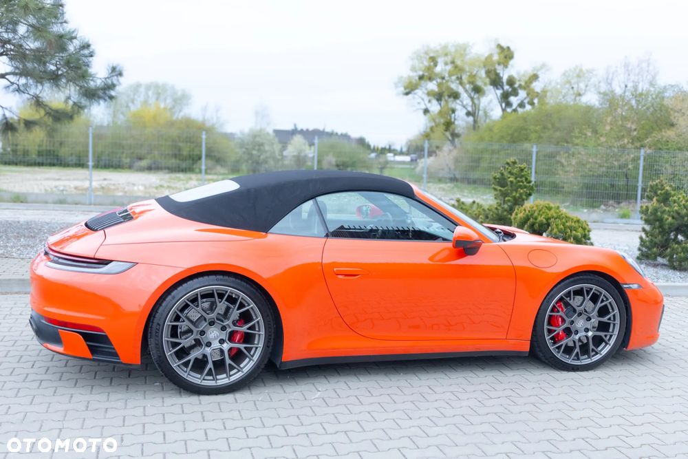 Porsche 911 Carrera 4S - 14