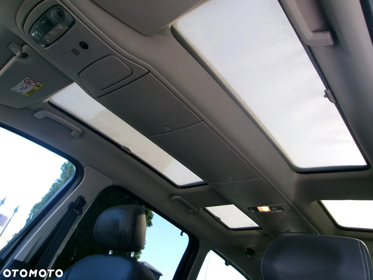 Ford Galaxy - 11