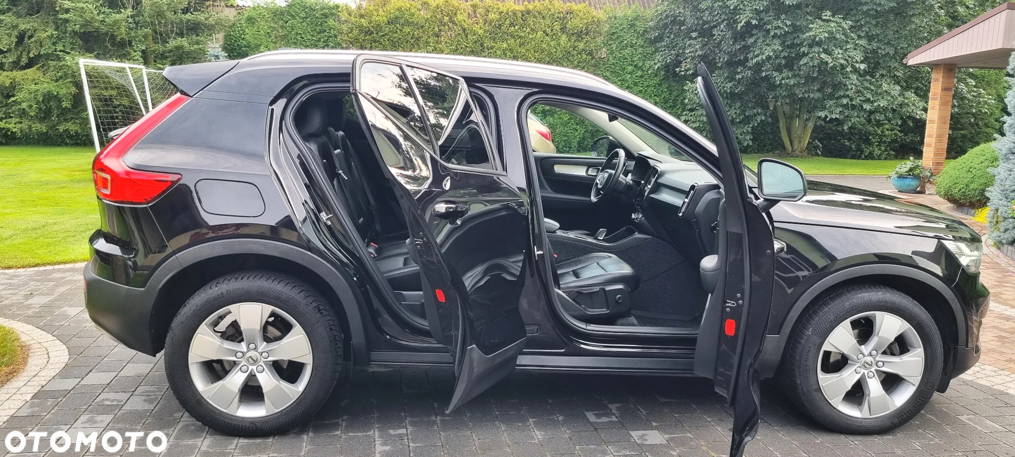 Volvo XC 40 D3 Momentum Pro - 14