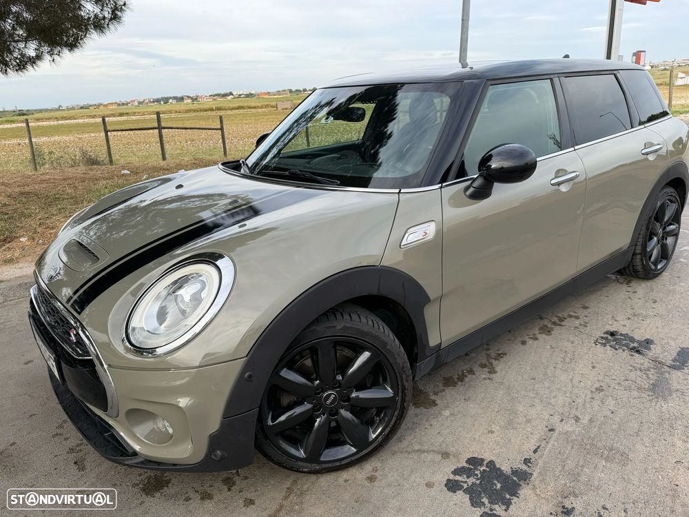MINI Clubman Cooper SD ALL4 Auto Desportiva - 2