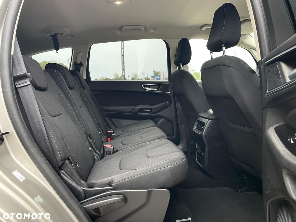 Ford S-Max - 21