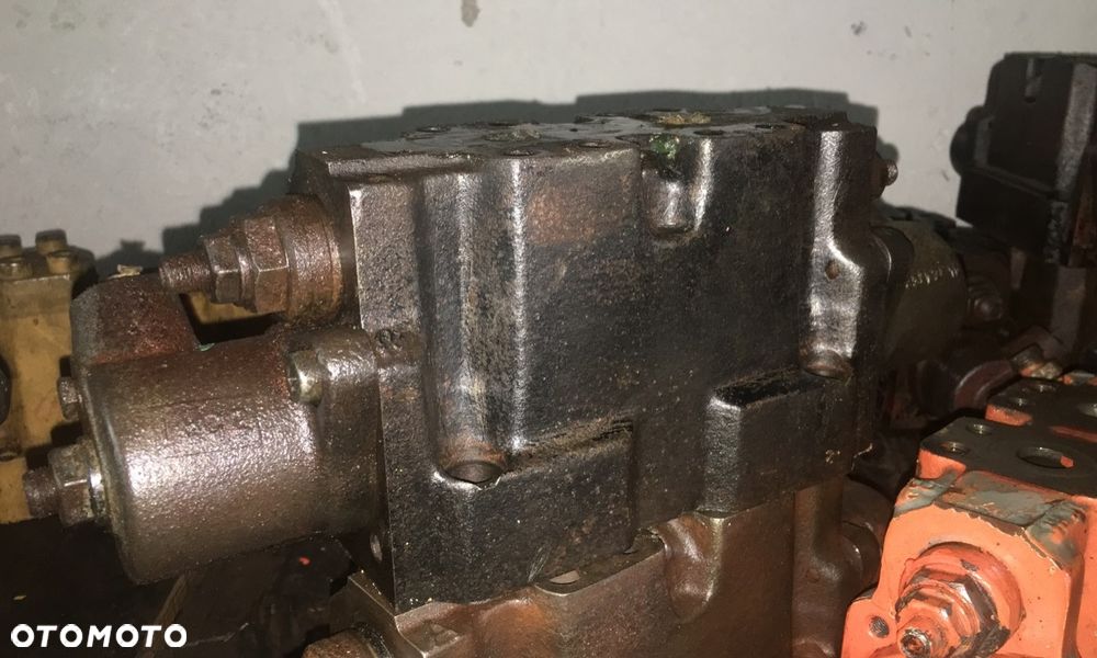 sekcje rozdzielacza Linde - 7