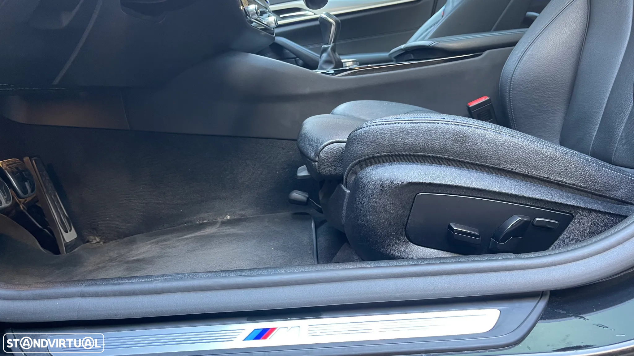 BMW 520 d Pack M - 31