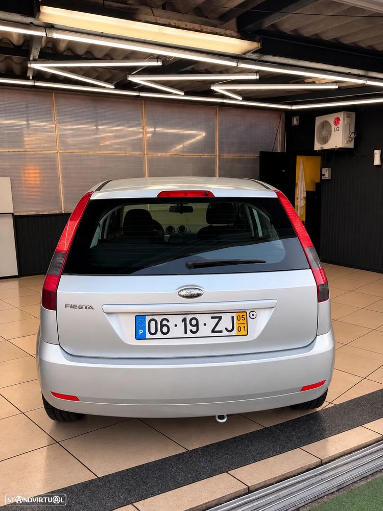 Ford Fiesta 1.25 Ambiente - 4