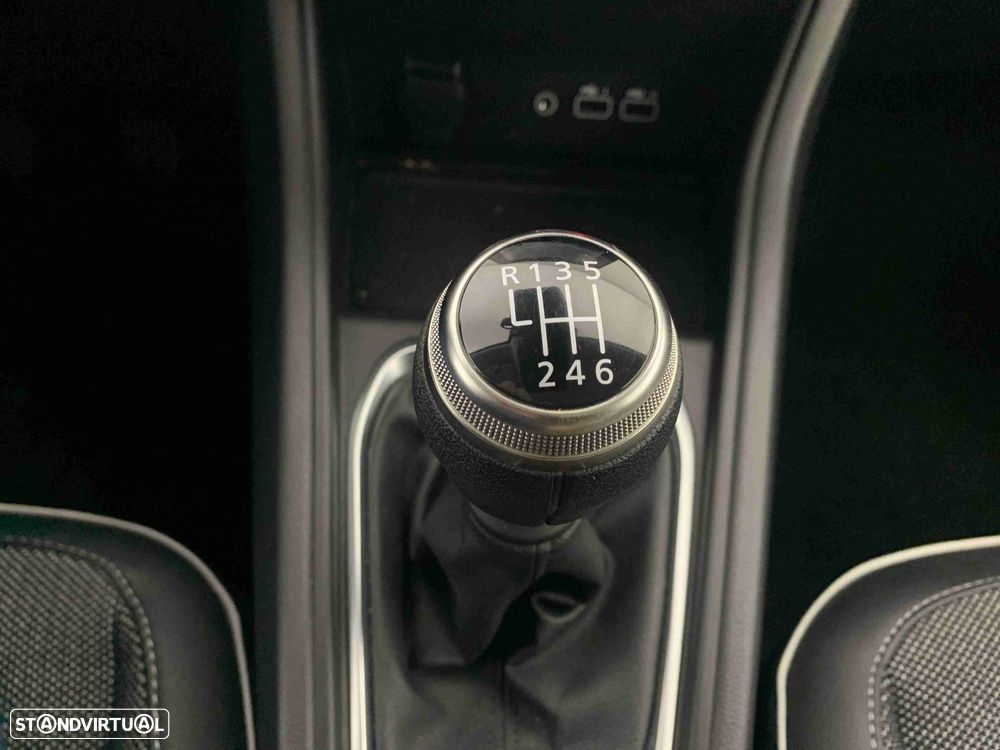 Renault Captur 1.0 TCe Techno Bi-Fuel - 12