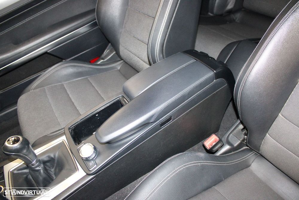 Mercedes-Benz E 220 CDi BlueEfficiency - 30