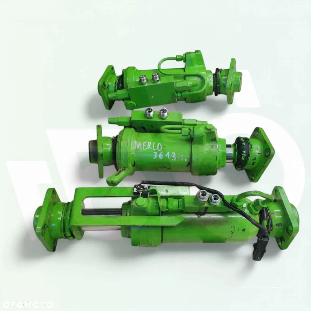 Siłownik stabilizacji osi 048642 180613 Merlo P38.13 - 1
