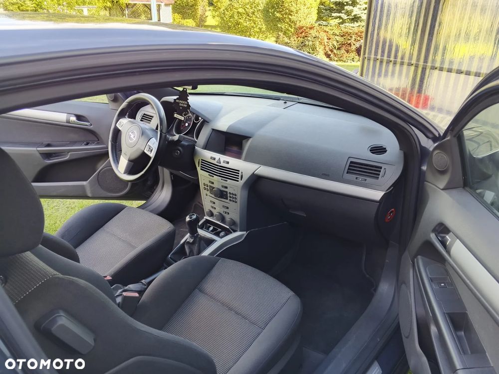 Opel Astra 1.6 Sport - 9