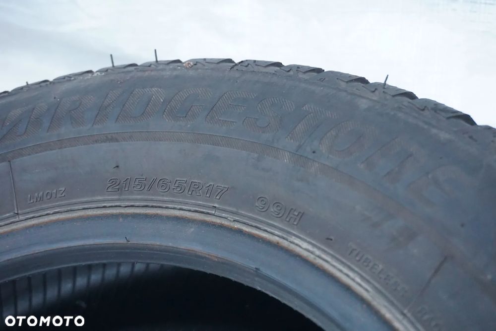 215 65 17 Bridgestone blizzak LM001 - 7