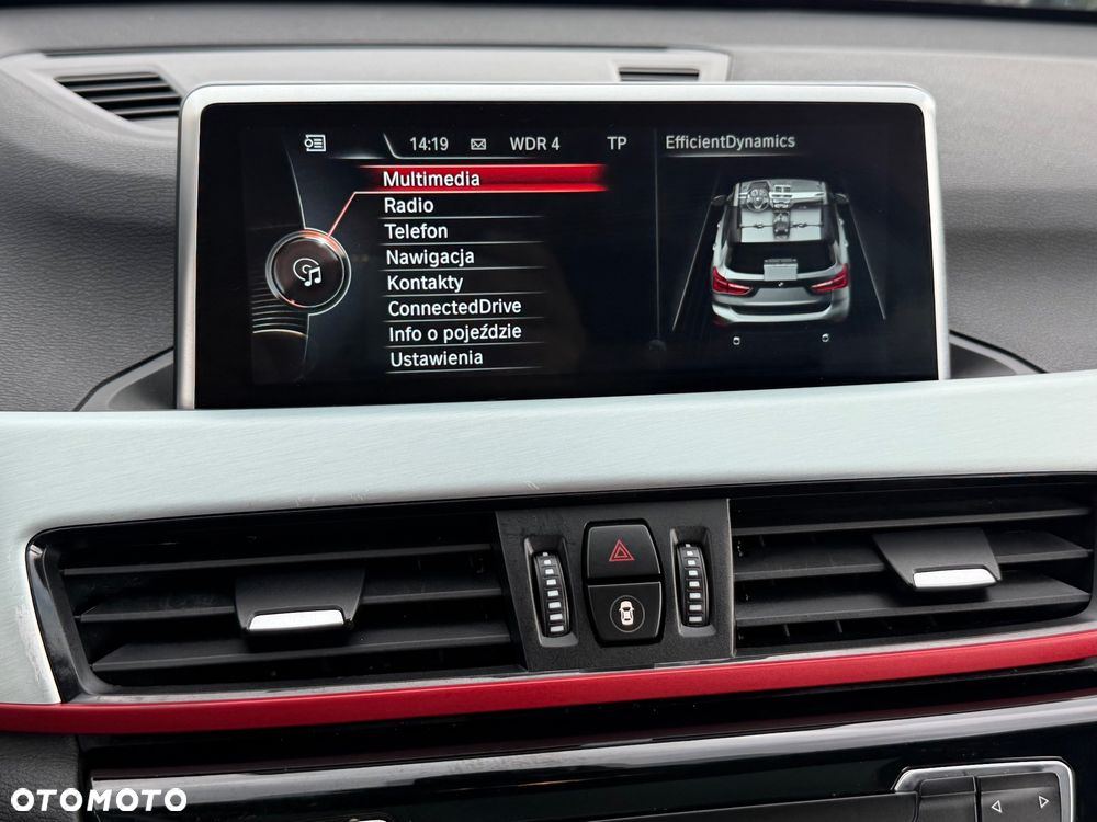 BMW X1 sDrive18d Sport Line - 27