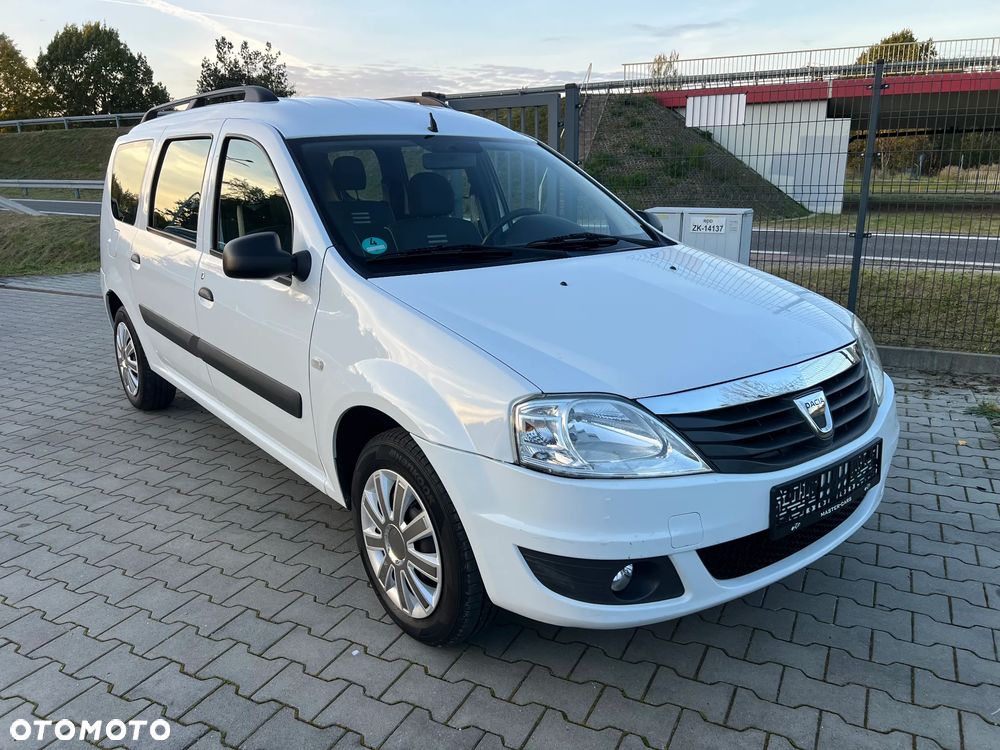 Dacia Logan 2012 photo 3