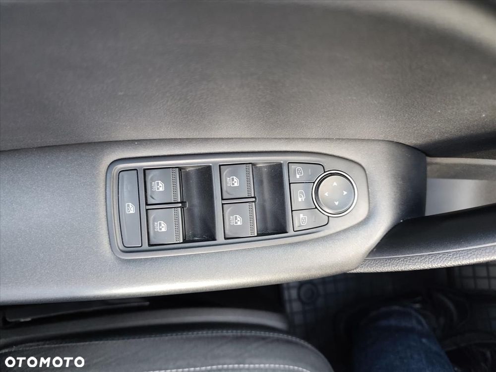 Renault Captur 1.0 TCe Equilibre - 19