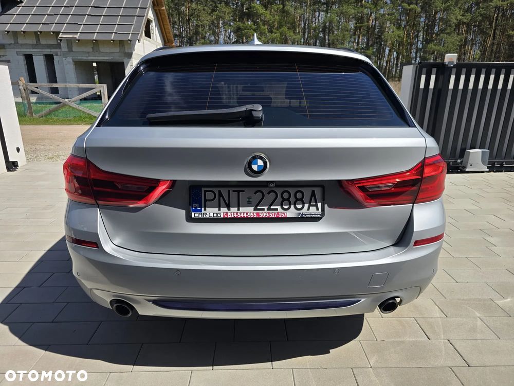 BMW Seria 5 520d Sport Line sport - 11