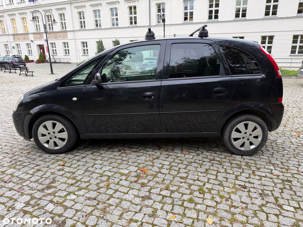 Opel Meriva 1.8 16V Easytronic Cosmo - 21