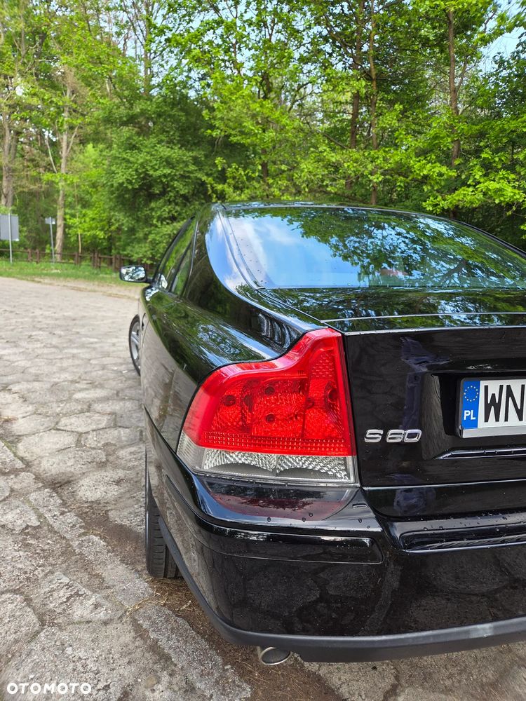 Volvo S60 2.4 Summum - 24