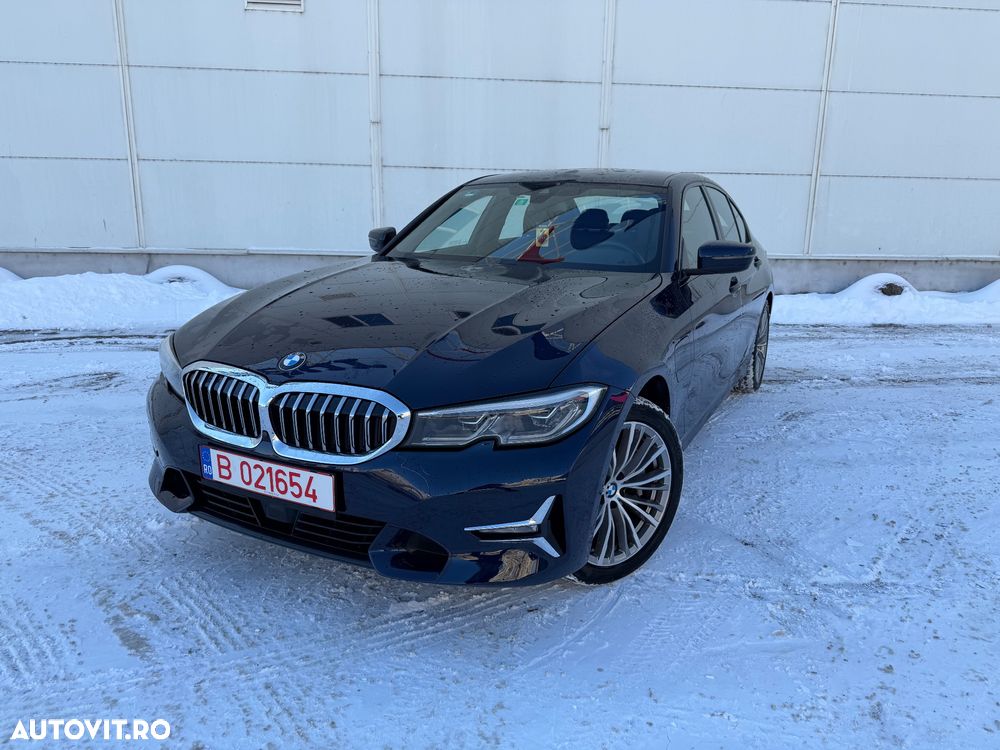 BMW Seria 3 330e Aut. Luxury Line - 20