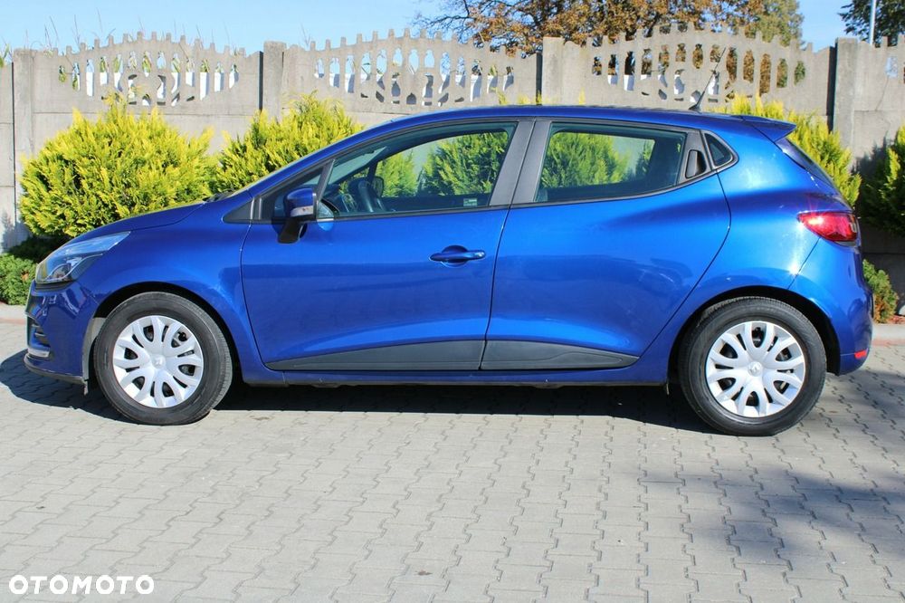 Renault Clio 1.2 16V 75 Business - 26