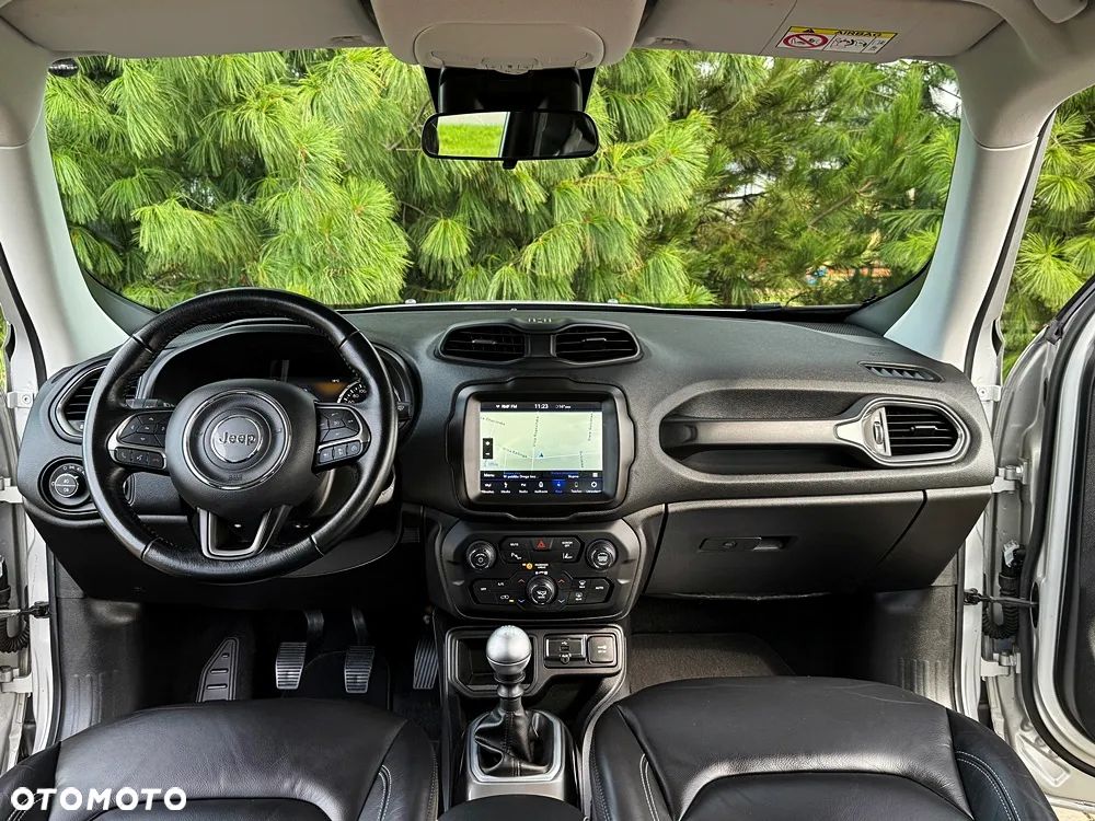 Jeep Renegade 1.4 MultiAir Limited - 31