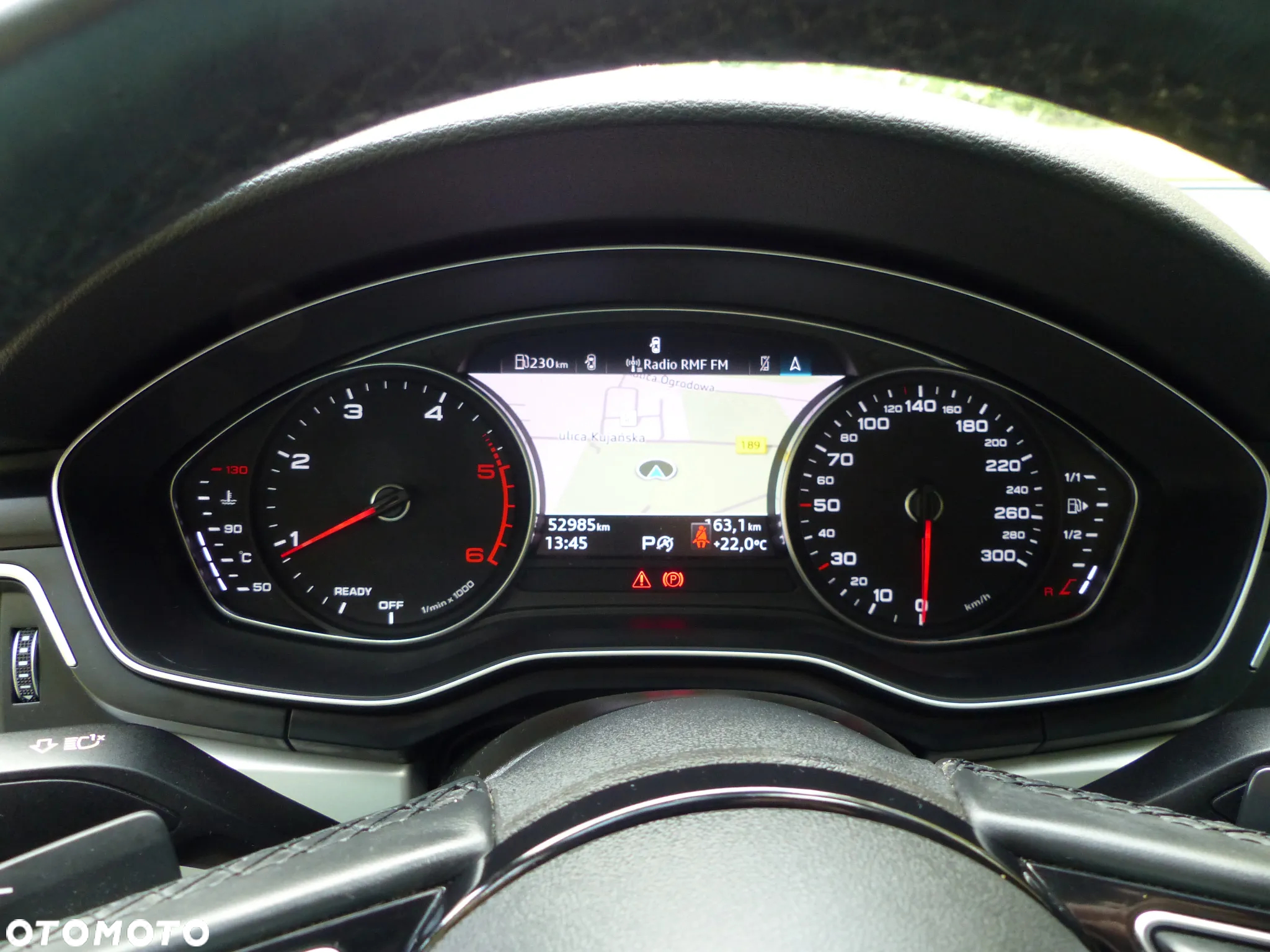 Audi A4 Avant 30 TDI S tronic - 15