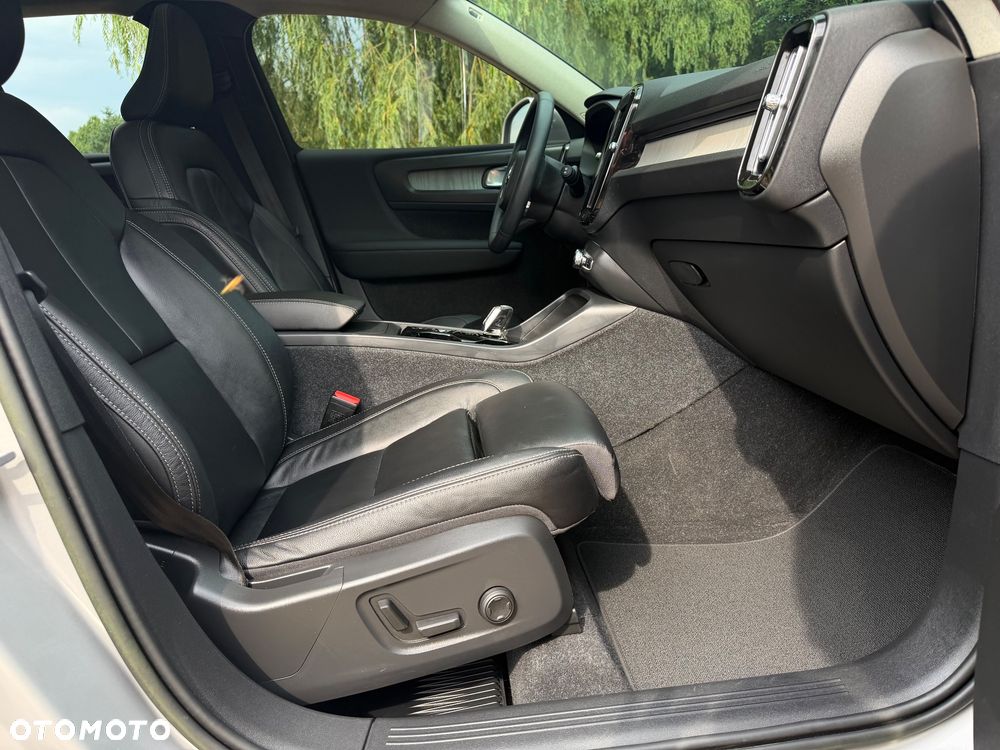Volvo XC 40 B5 B AWD Ultimate Bright - 15