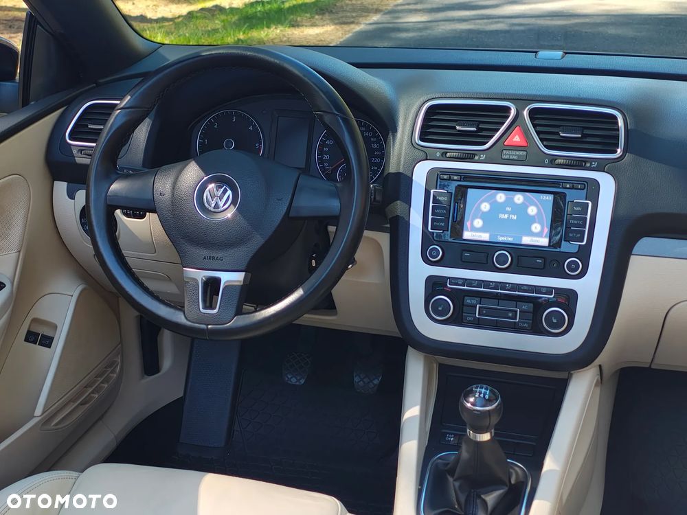 Volkswagen Eos - 23