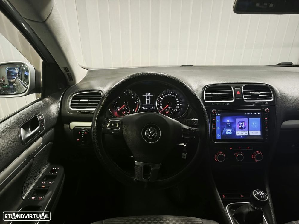 VW Golf Variant 1.6 TDi Confortline - 6