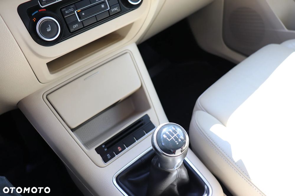 Volkswagen Tiguan 2.0 TDI BlueMot Sport&Style - 31