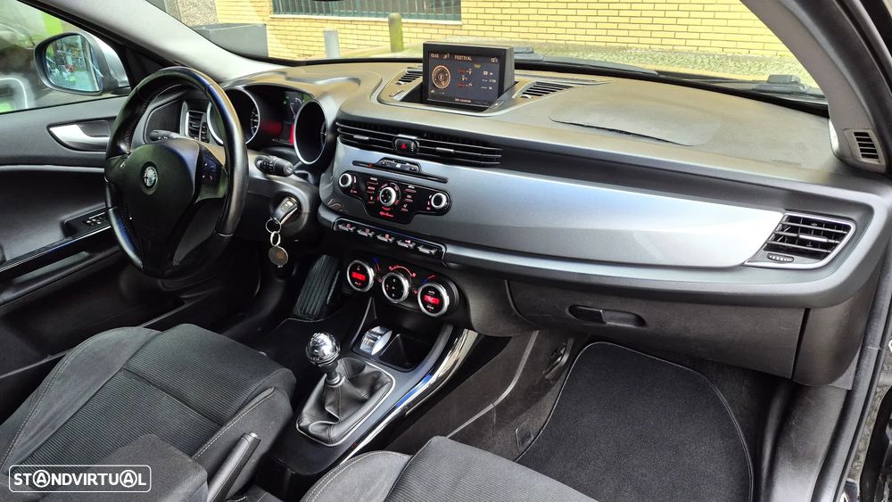 Alfa Romeo Giulietta 1.6 JTDM Progression - 13