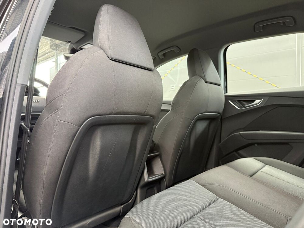 Audi Q4 e-tron - 11
