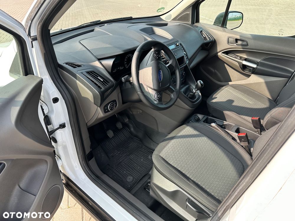 Ford Transit Connect - 8
