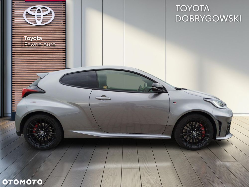 Toyota Yaris - 6