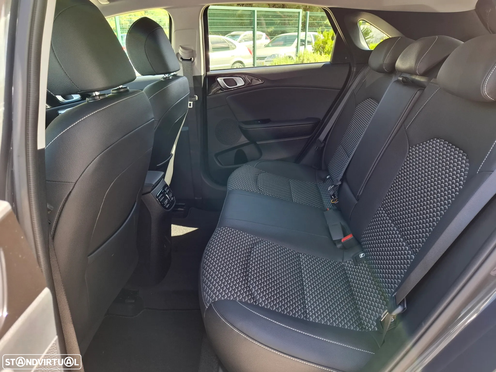 Kia Ceed 1.0 T-GDI Drive - 31